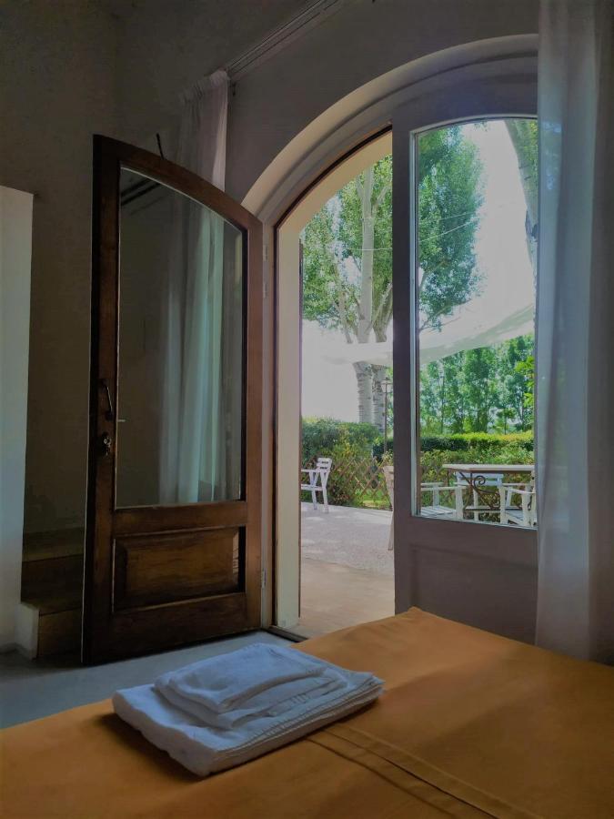 Hotel Villaggio Le Stelline Montefalco Bagian luar foto