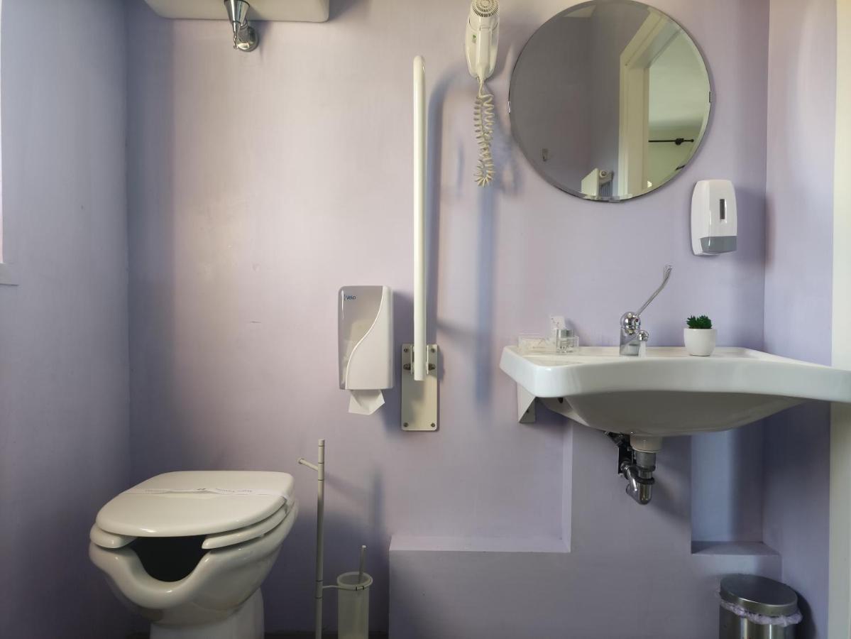 Hotel Villaggio Le Stelline Montefalco Bagian luar foto