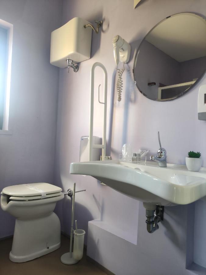 Hotel Villaggio Le Stelline Montefalco Bagian luar foto