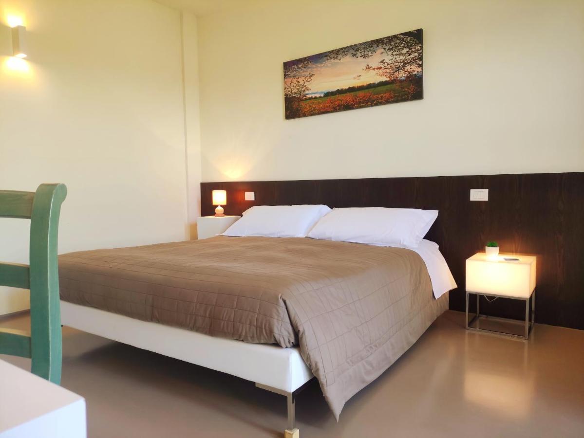 Hotel Villaggio Le Stelline Montefalco Bagian luar foto