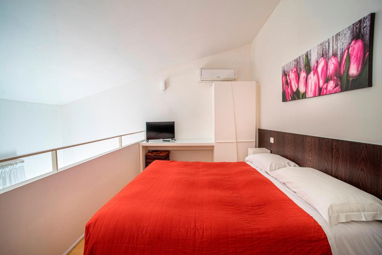 Hotel Villaggio Le Stelline Montefalco Bagian luar foto