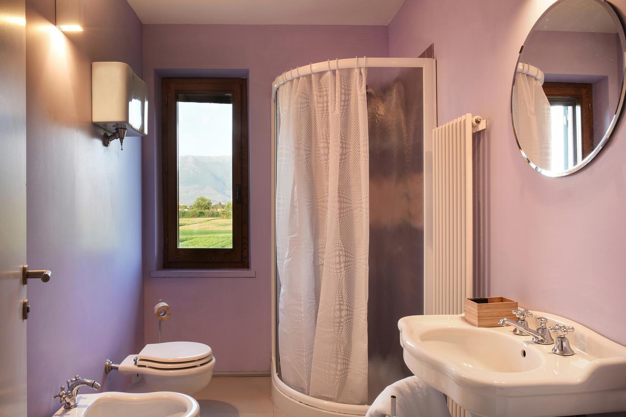 Hotel Villaggio Le Stelline Montefalco Bagian luar foto
